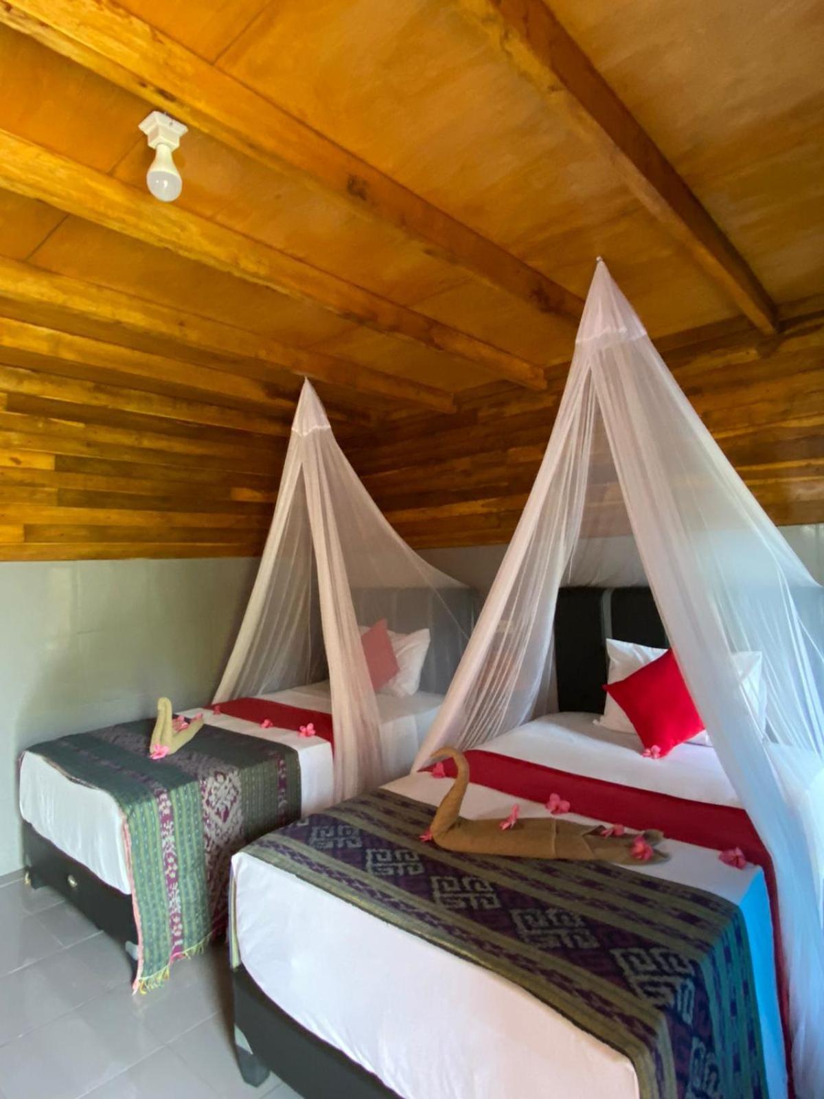 Mirna Homestay غيلي آير المظهر الخارجي الصورة