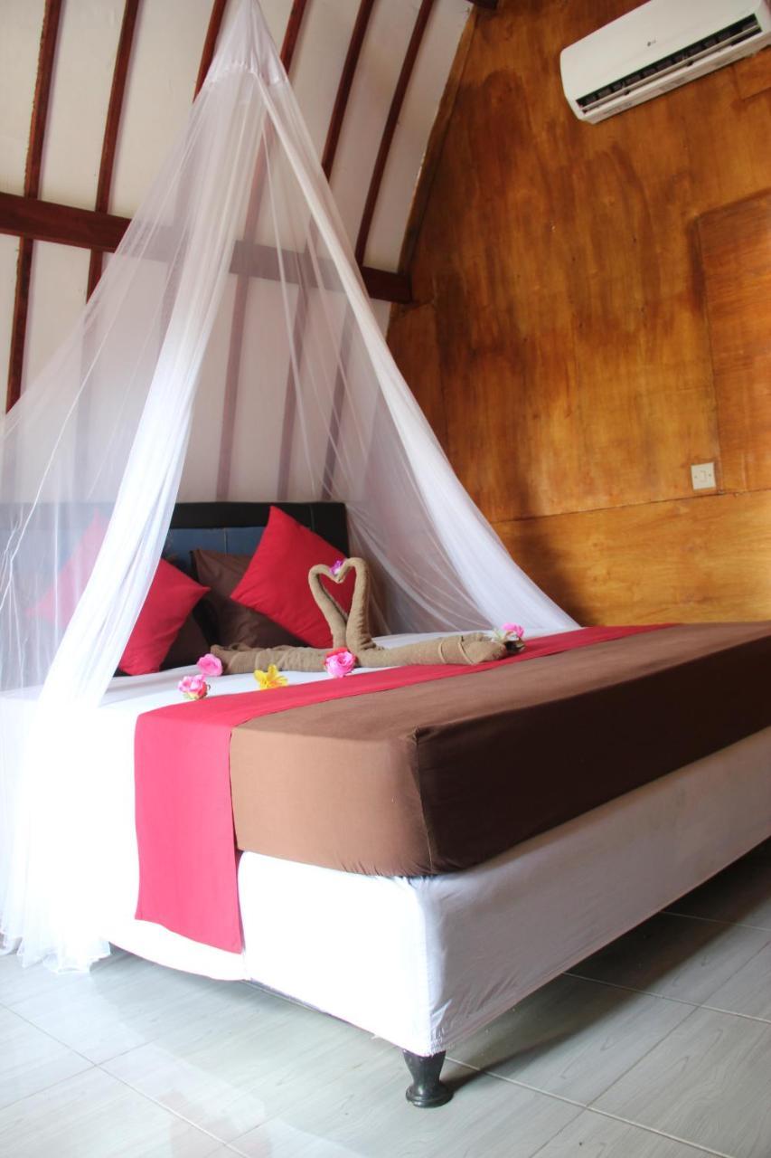 Mirna Homestay غيلي آير المظهر الخارجي الصورة
