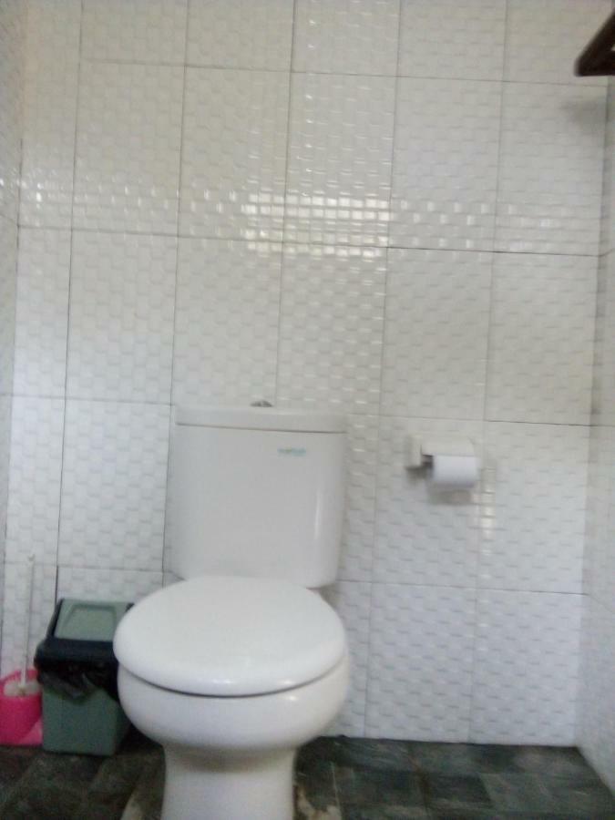 Mirna Homestay غيلي آير المظهر الخارجي الصورة